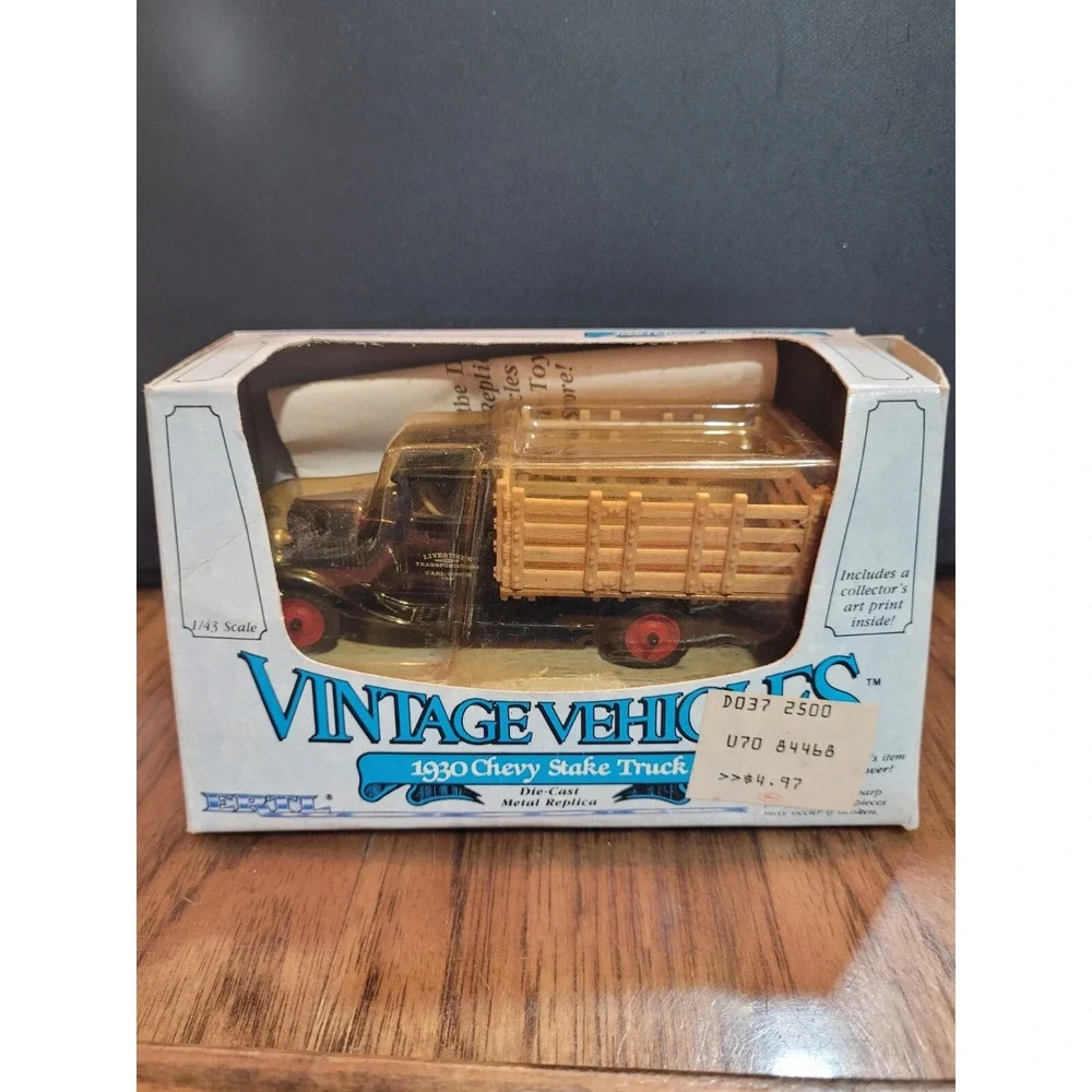 ERTL Classic Vehicles 1930 Chevy Delivery Stake Truck 1:43  # 2503